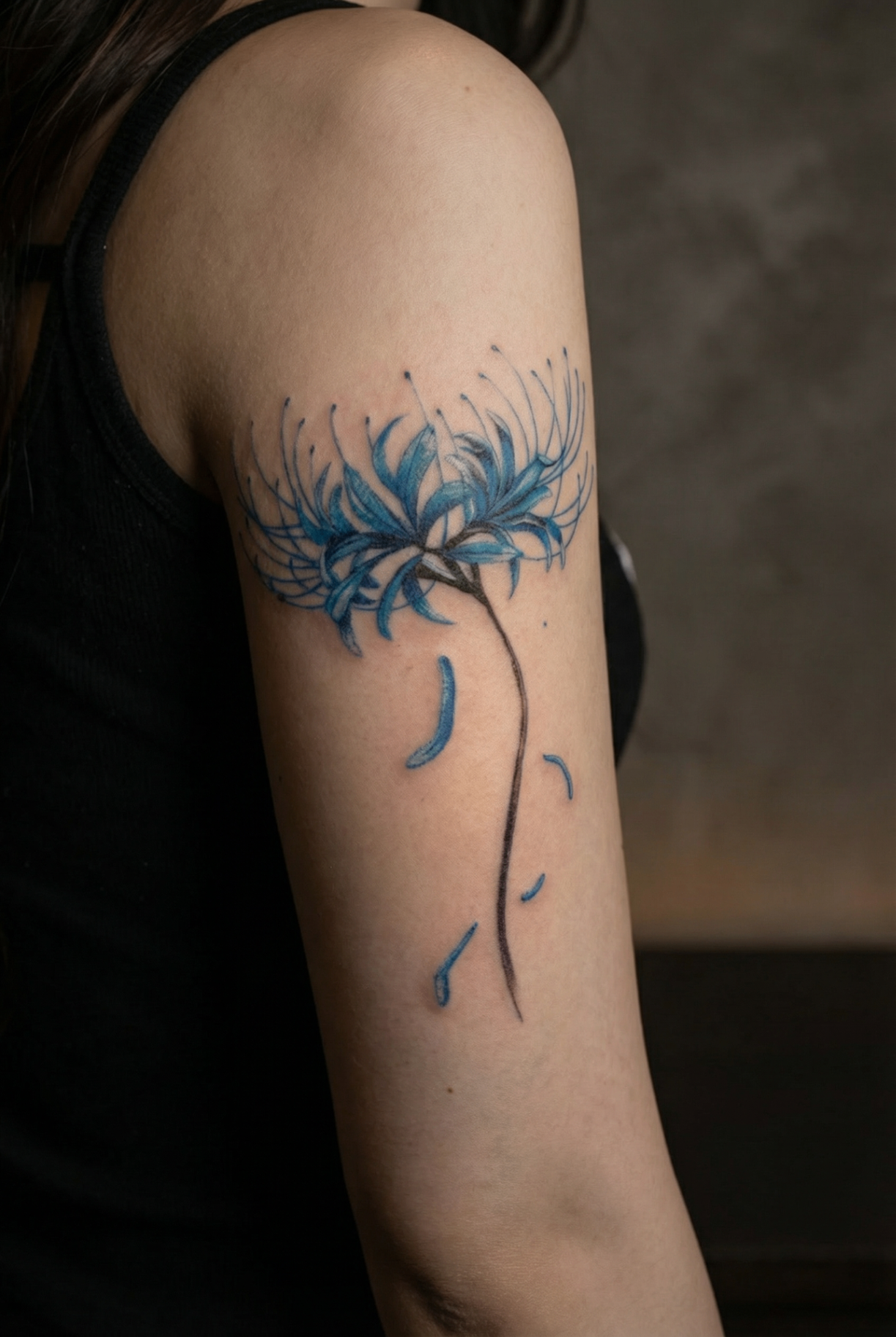Fine line flower tattoo example in Tokyo